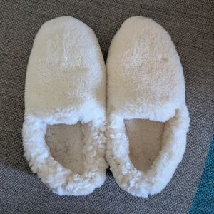 Cloud Nine Luna Sheepskin  Slipper